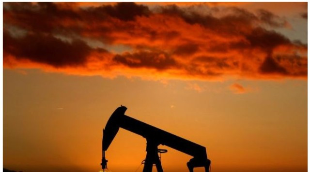 crudee oil-5rm22T1zhV.JPG